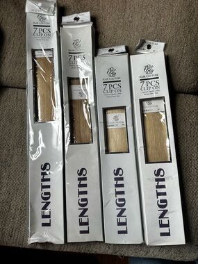 7PCS Clip-On Blonde Hair Extensions - Natural Blonde